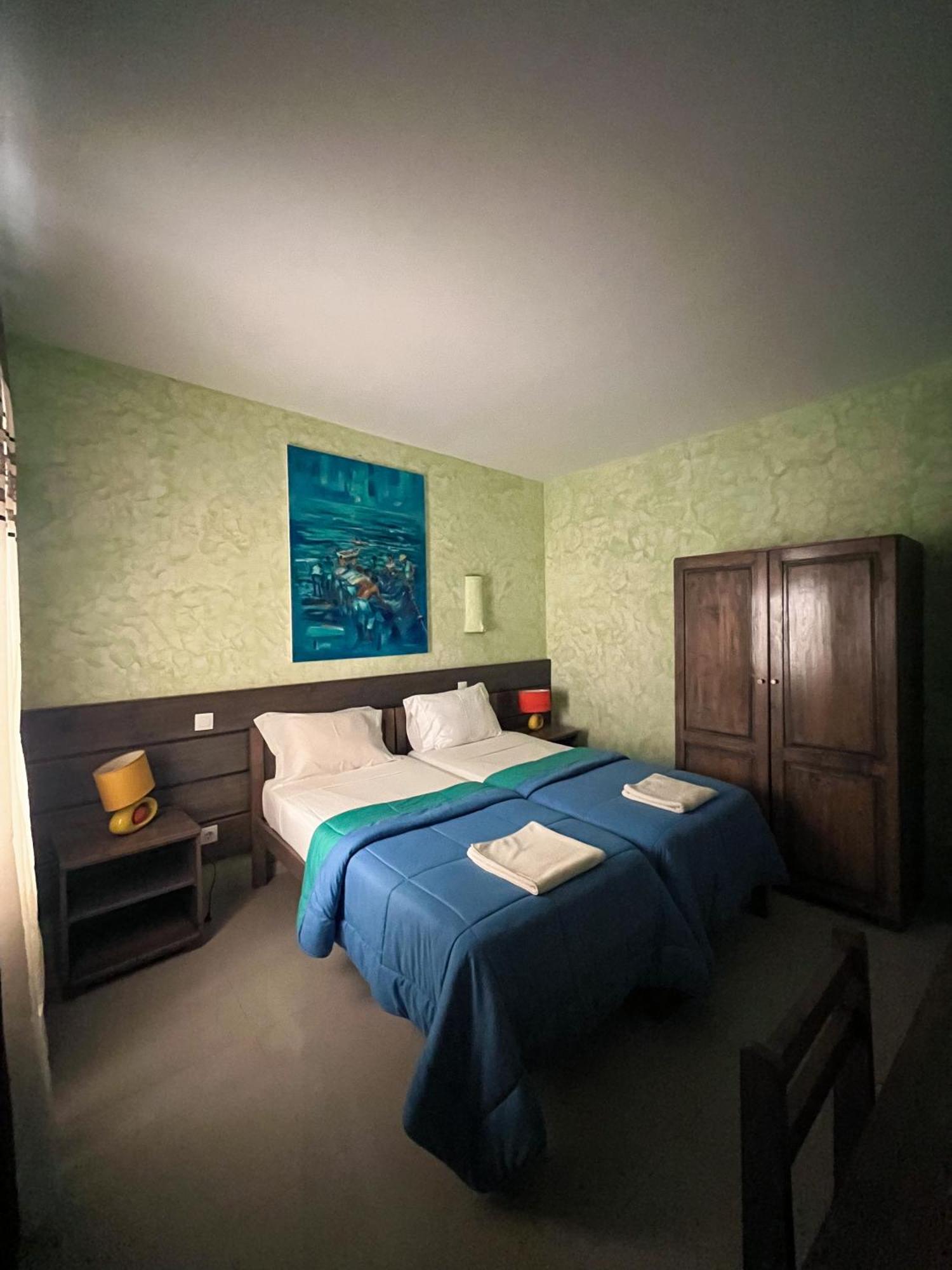 Vivenda Viviani Bed & Breakfast Praia Dış mekan fotoğraf